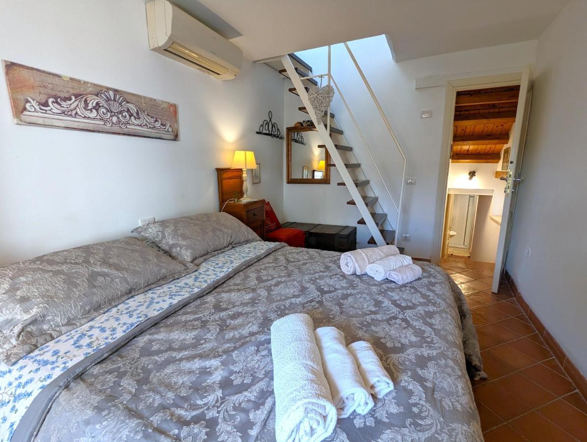 La Casa Delle Fate Lägenhet Syrakusa Exteriör bild